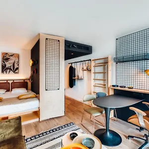 Cowool Apartahotel