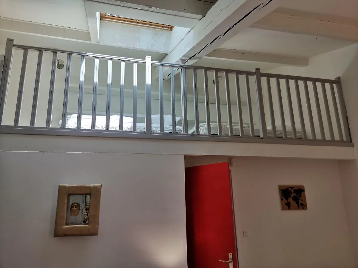 Cassis Hostel