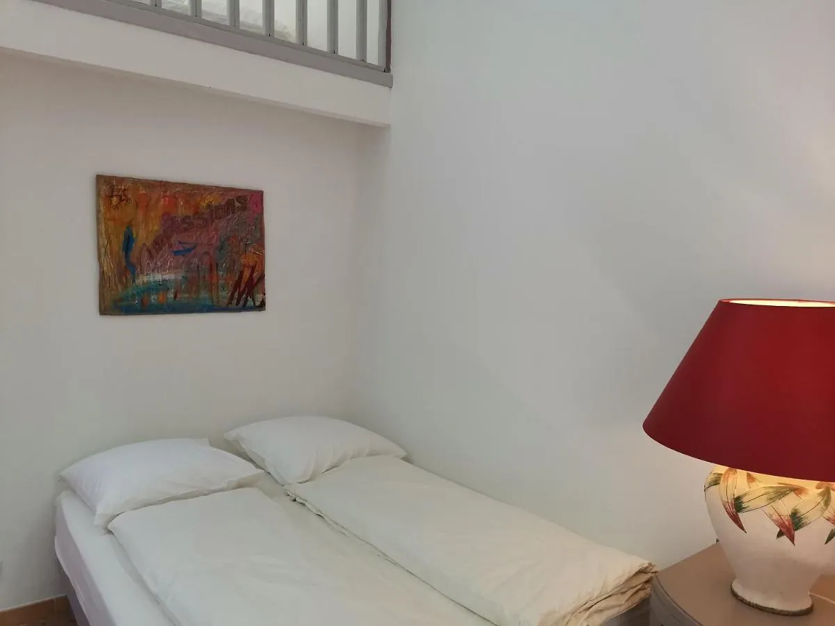 Cassis Hostel France