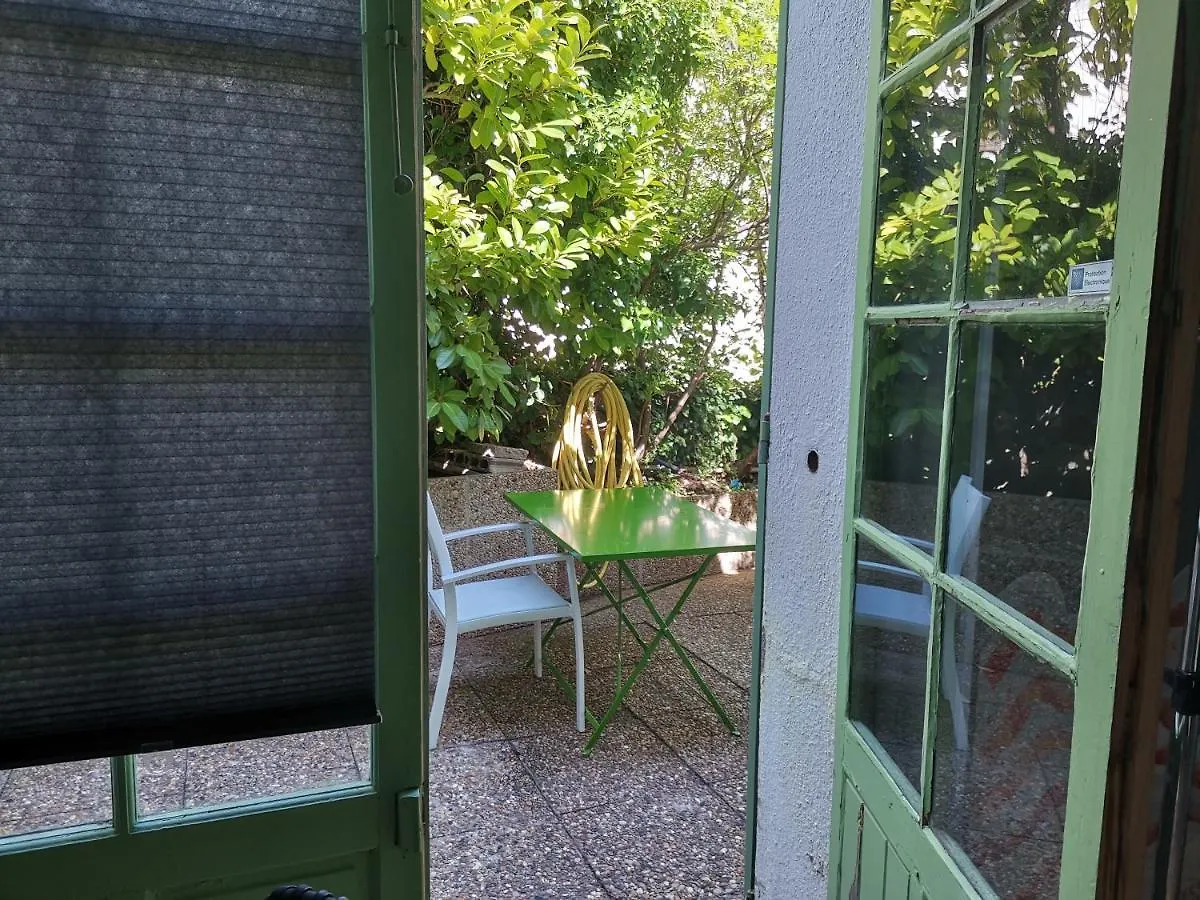 Cassis Hostel