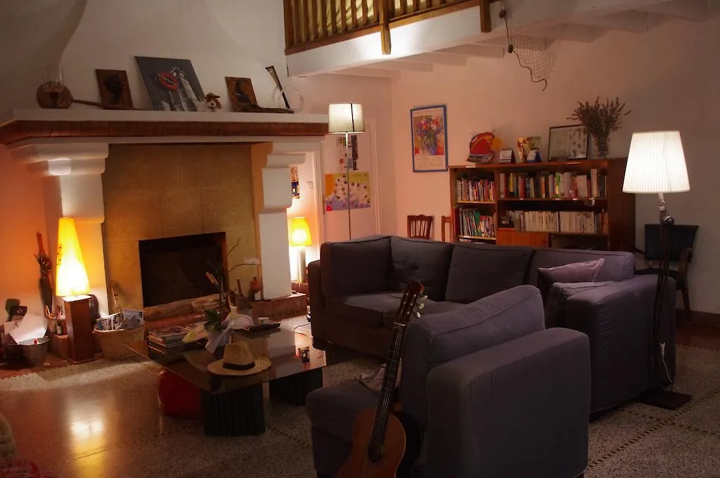 Cassis Hostel France