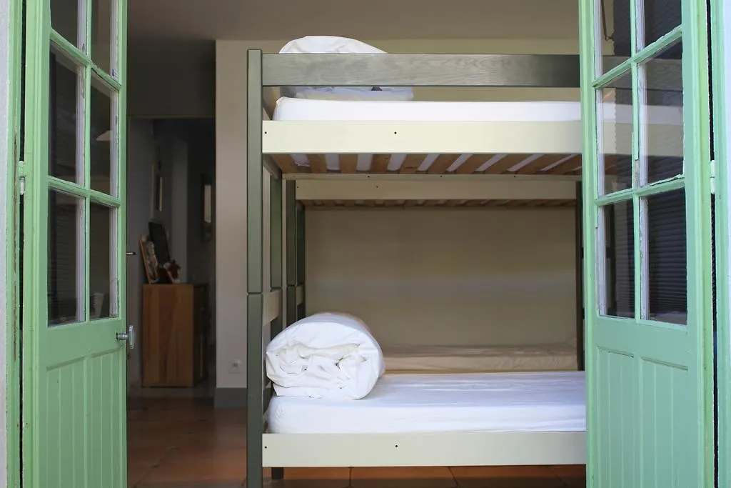 Cassis Hostel